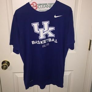 Nike university of Kentucky basketball tee